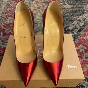 Christian Louboutin So Kate
